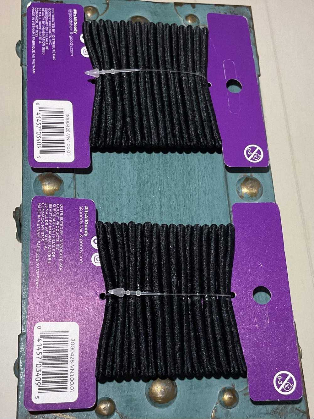 Goody Black No-Slip Elastic Hair Ties - Pack of 34 - Picture 2 of 2